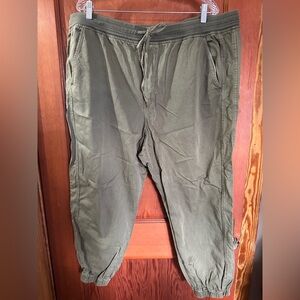 Gap Joggers